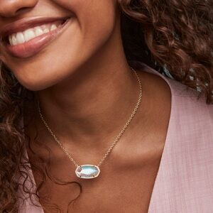 NWT Kendra Scott Elisa Gold Statement Short Pendant Necklace Dichoric glass